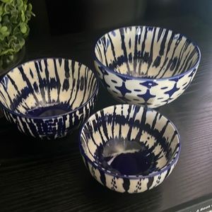West Elm Dish Set